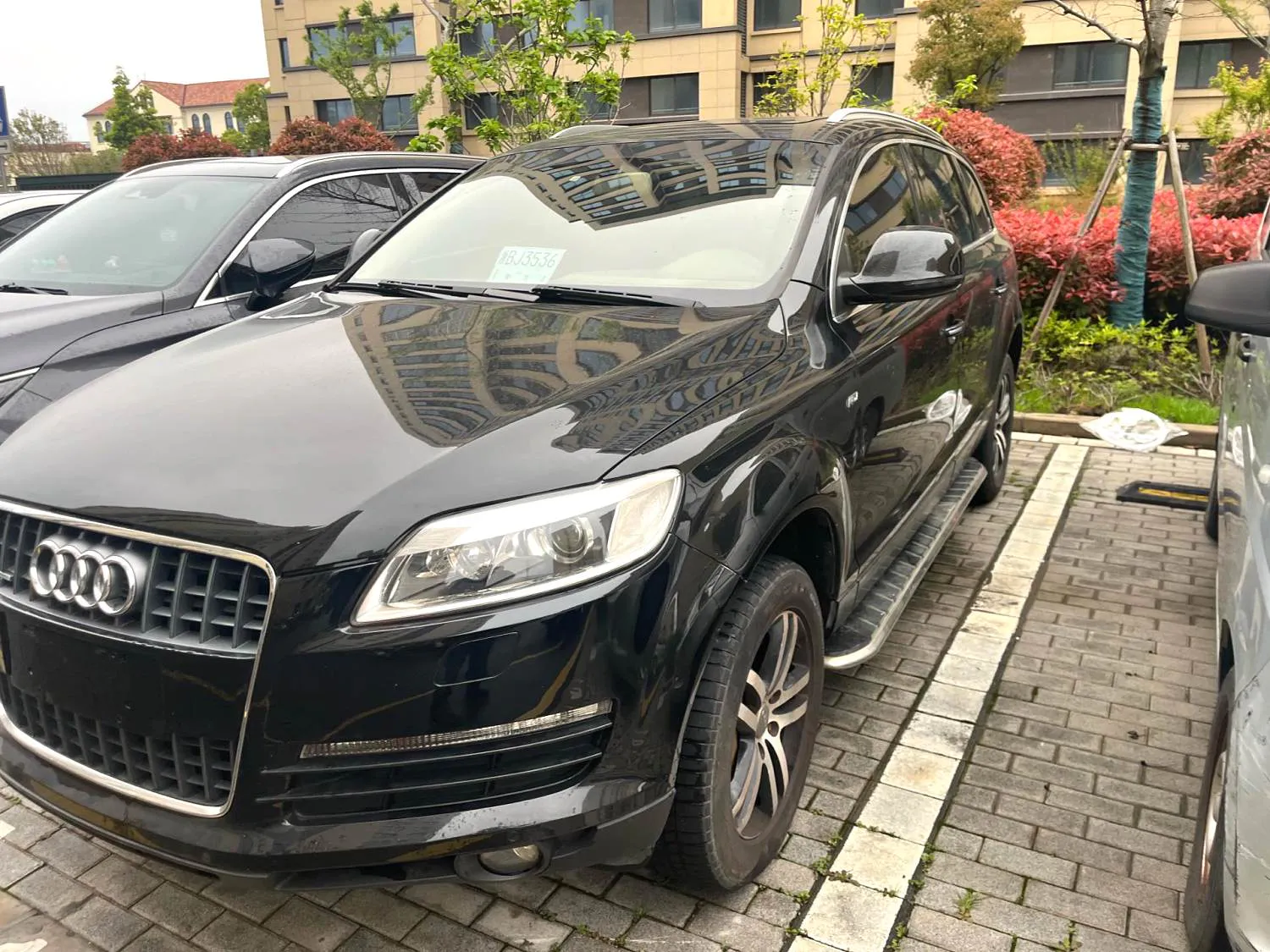 Audi Audi Q7 (Imported) — Black