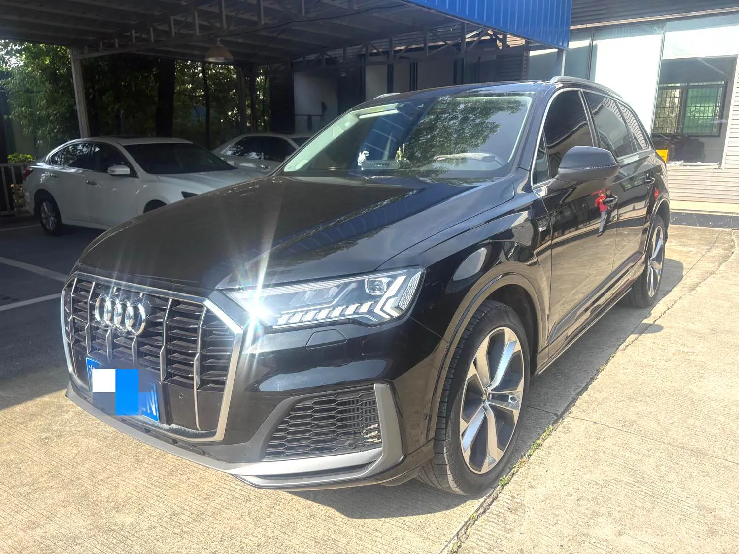 Audi Q7 (Imported) 2023 Q7 48V 3.0TFSI 55TFSI Quattro S line Ice and Snow Sports Edition — photo 1