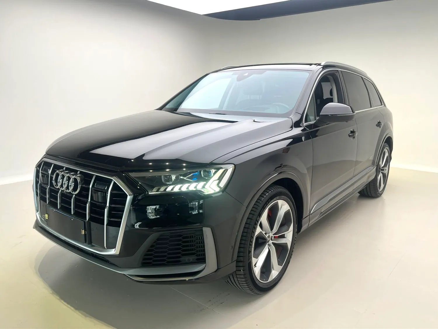 Audi Q7 (Imported) 2021 Q7 48V 3.0 TFSI 55 TFSI Quattro S line Prestige — photo 1