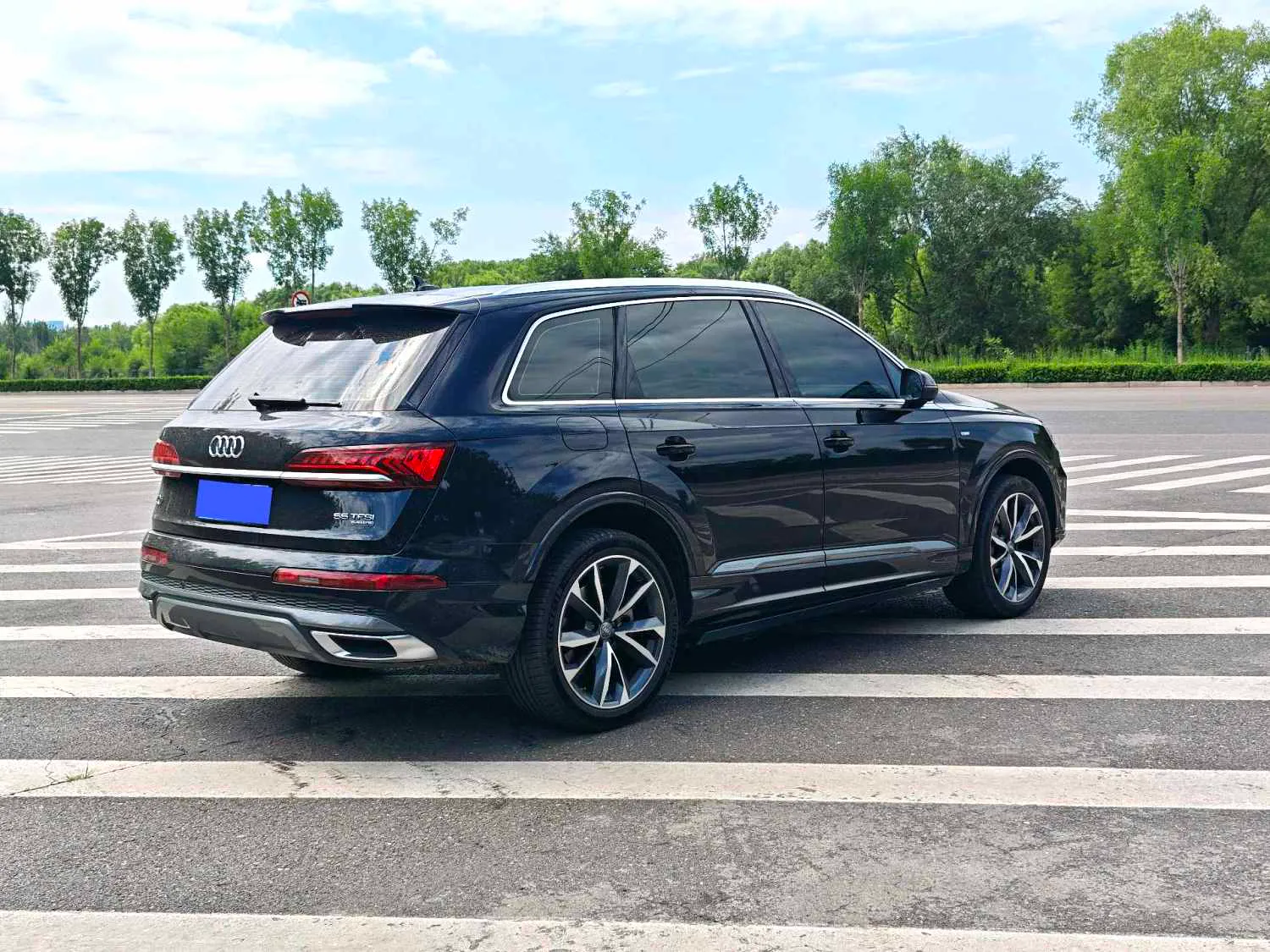 Audi Q7 (Imported) 2020 Q7 48V 3.0 TFSI 55 TFSI Quattro S line Sport Edition — Voir la photo 3