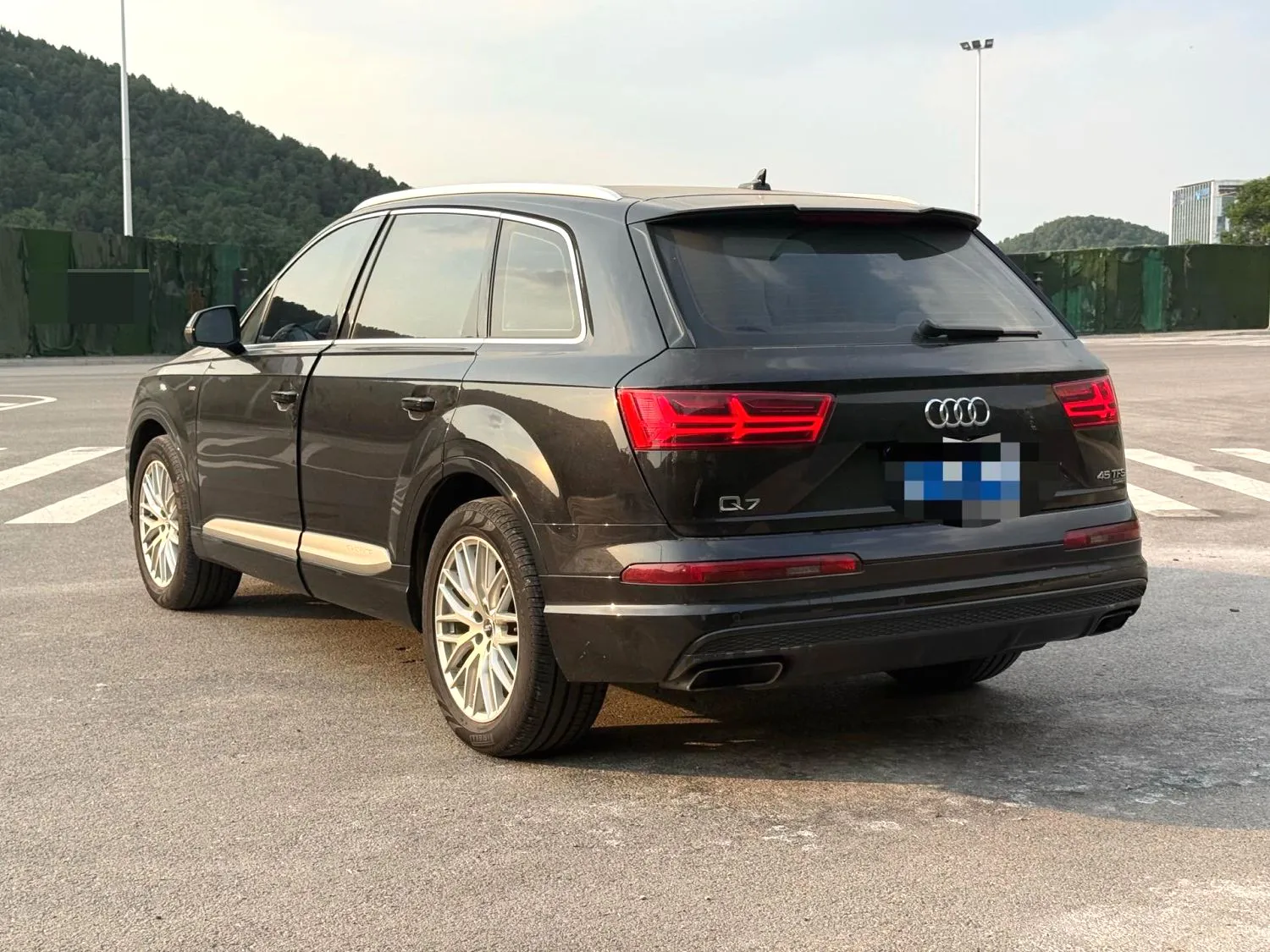 Audi Q7 (Imported) 2018 Q7 3.0 TFSI 45 TFSI S-Line Sport — Voir la photo 3