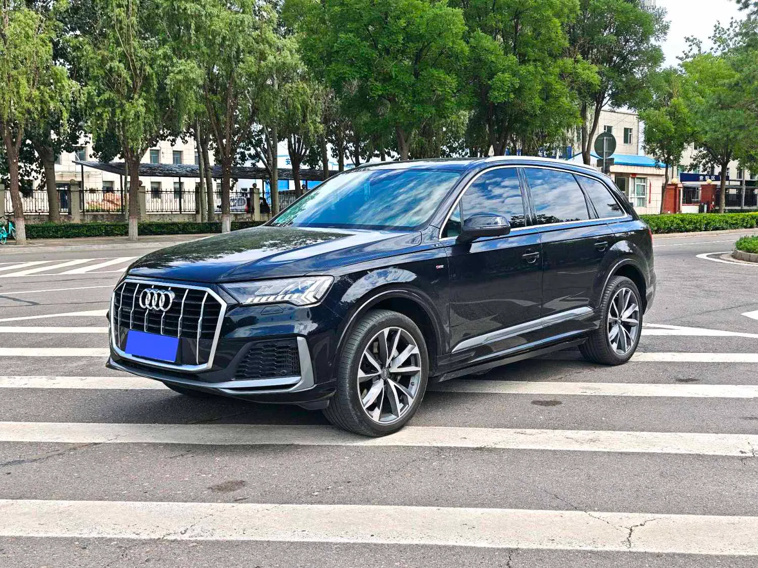 Audi Audi Q7 (Imported) — Negro