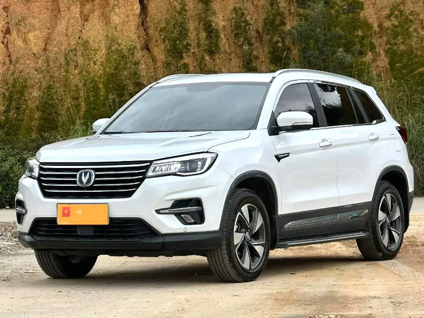 Changan CS75 2020 CS75 1.5T 280T Elegant Smart Edition — photo 1