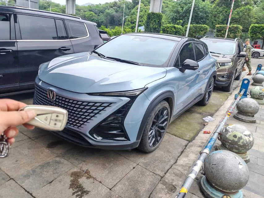 Changan Changan UNI-T — Bleu