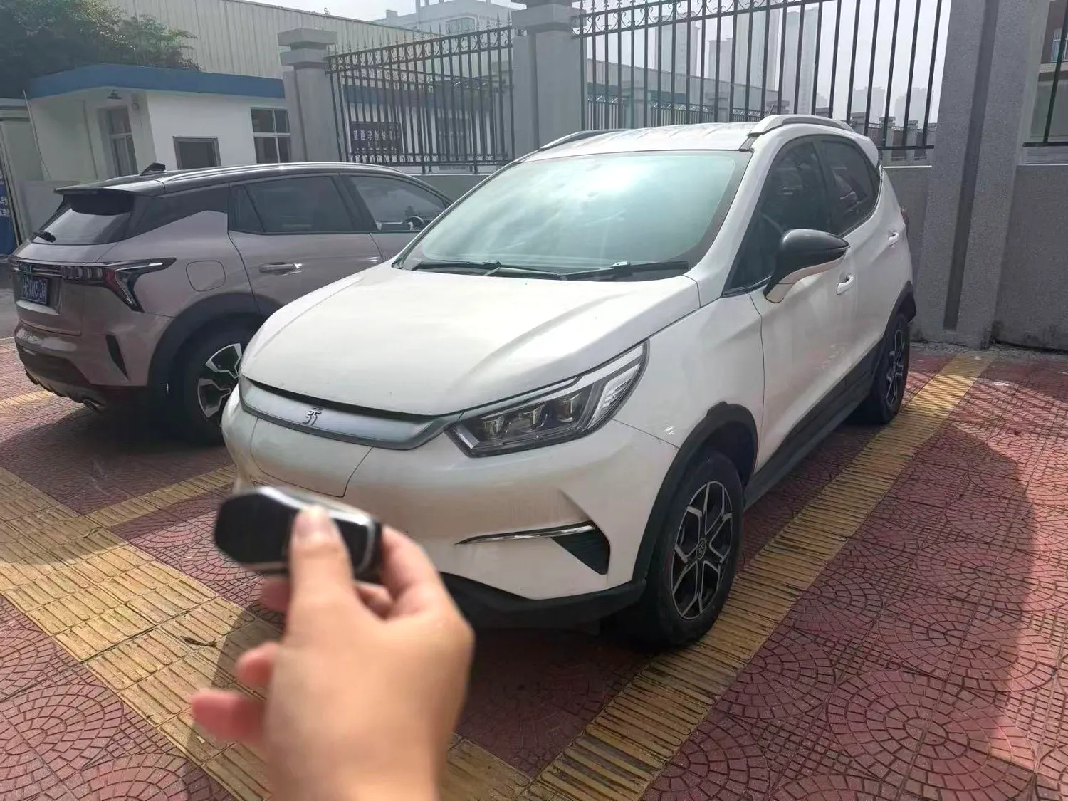 BYD BYD Yuan Pro — Branco