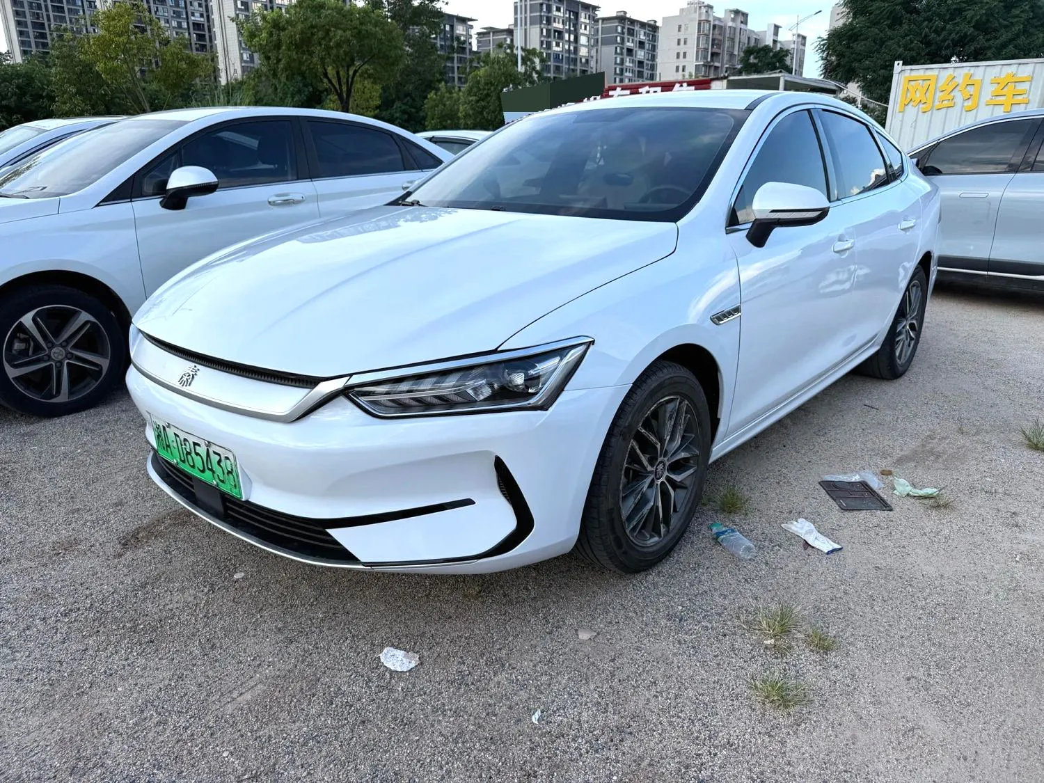 BYD BYD Qin PLUS — White