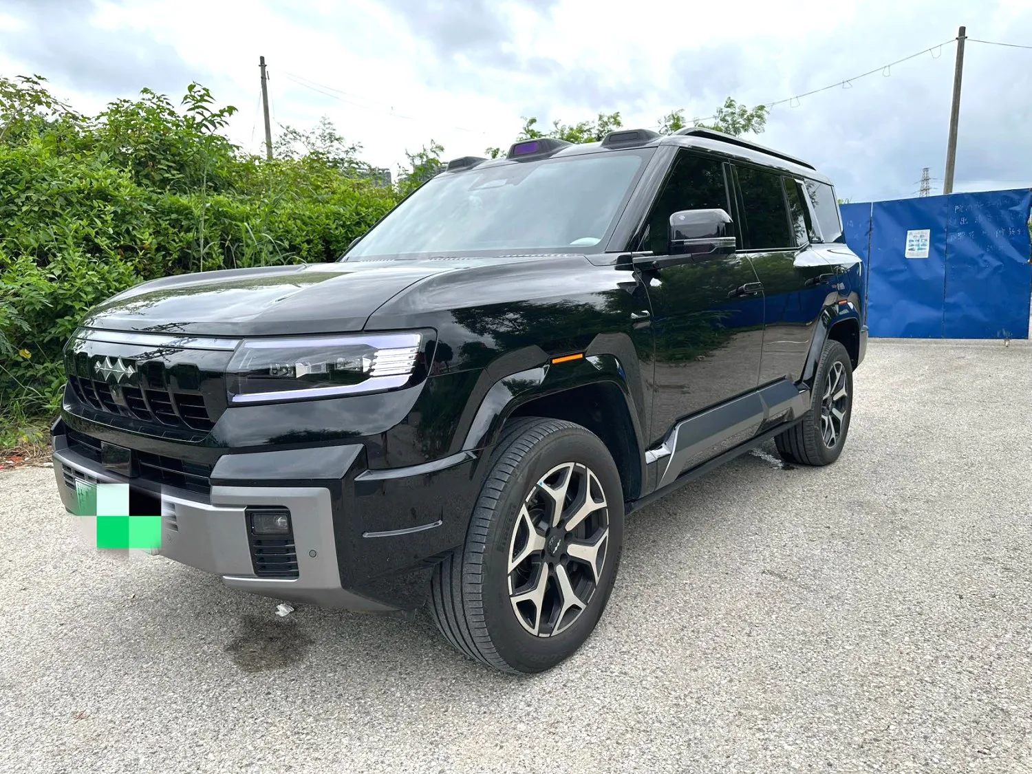 Formula Leopard 8 2025 Leopard 8 2.0T CVT Smart & Brave Flagship 6-seater — photo 1