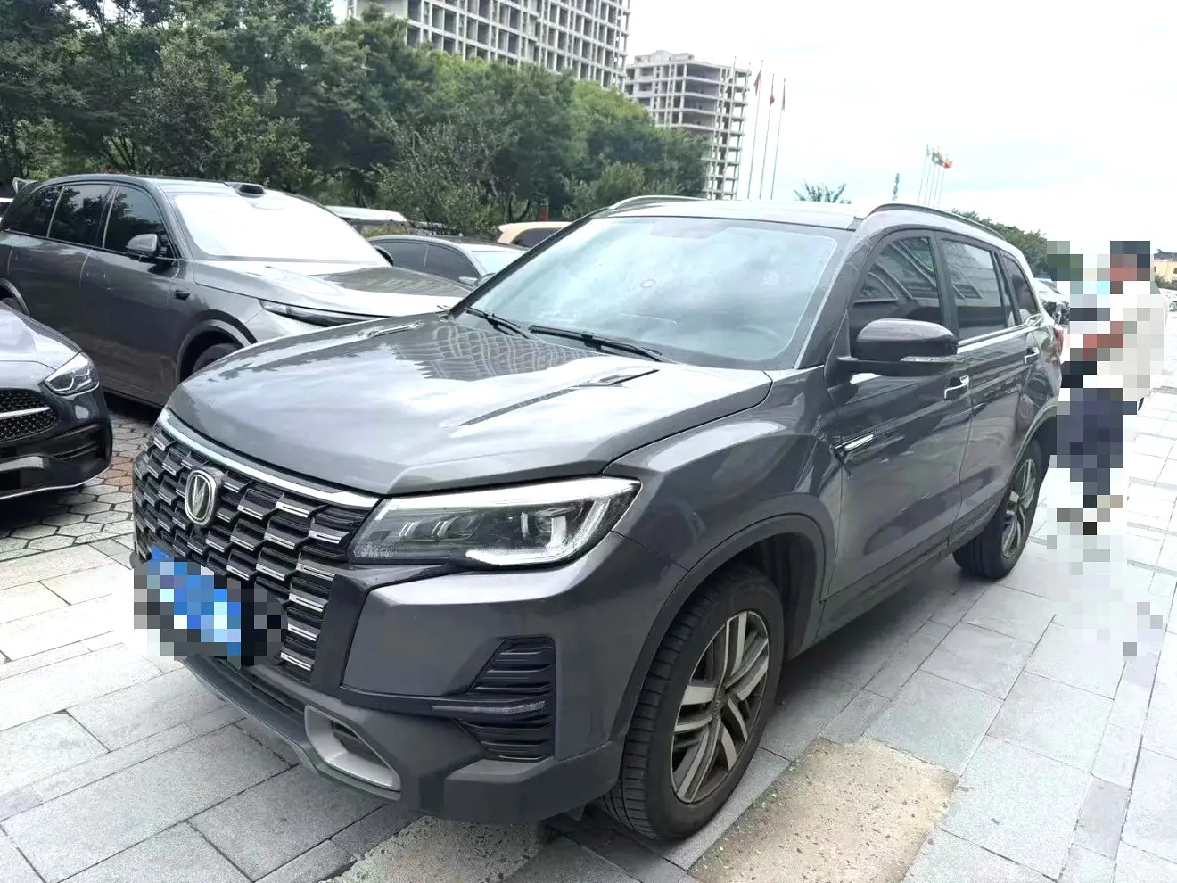 Changan Changan CS75 — Gris