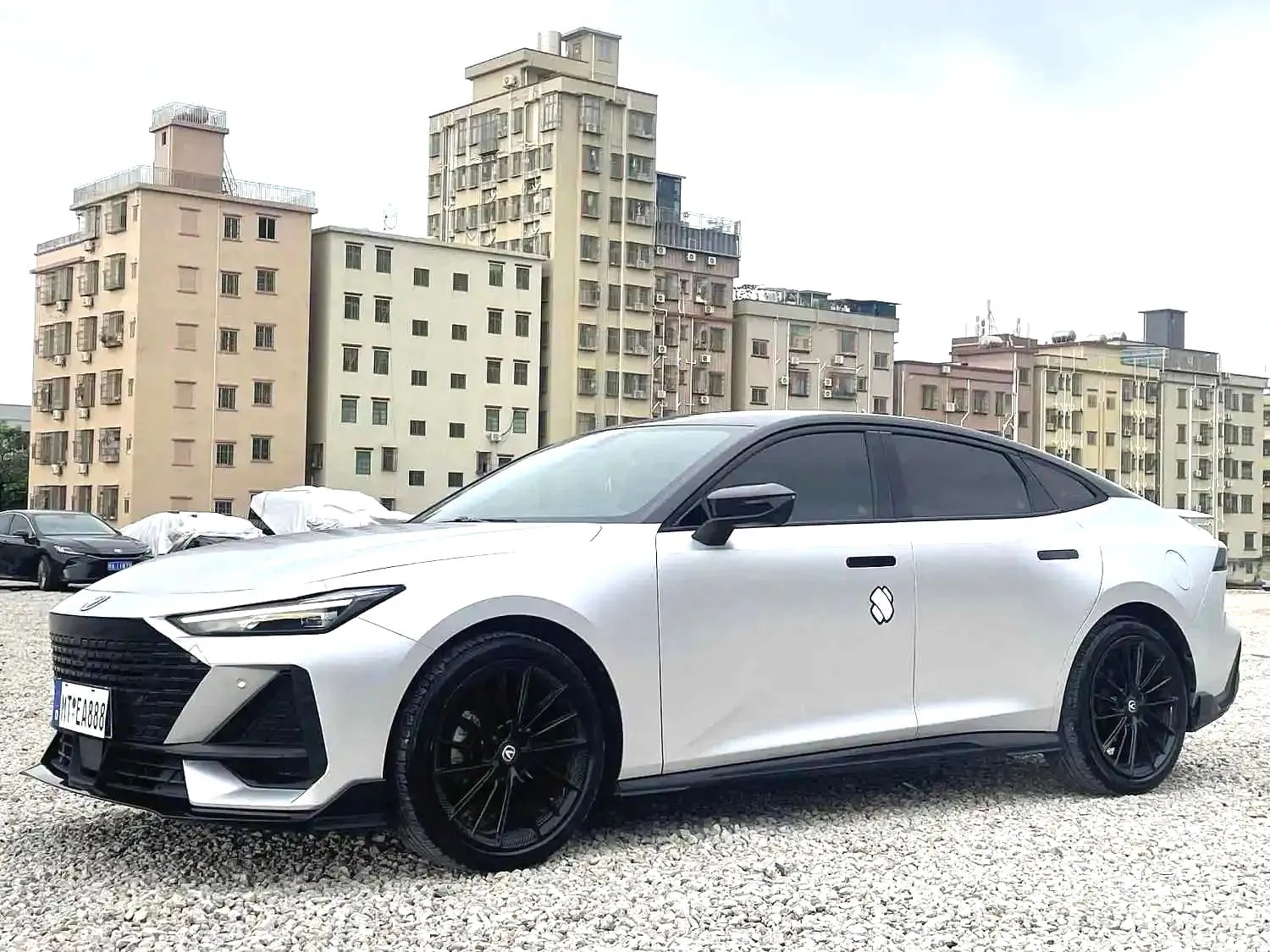 Changan UNI-V 2022 UNI-V 1.5T Excellence Model — photo 1