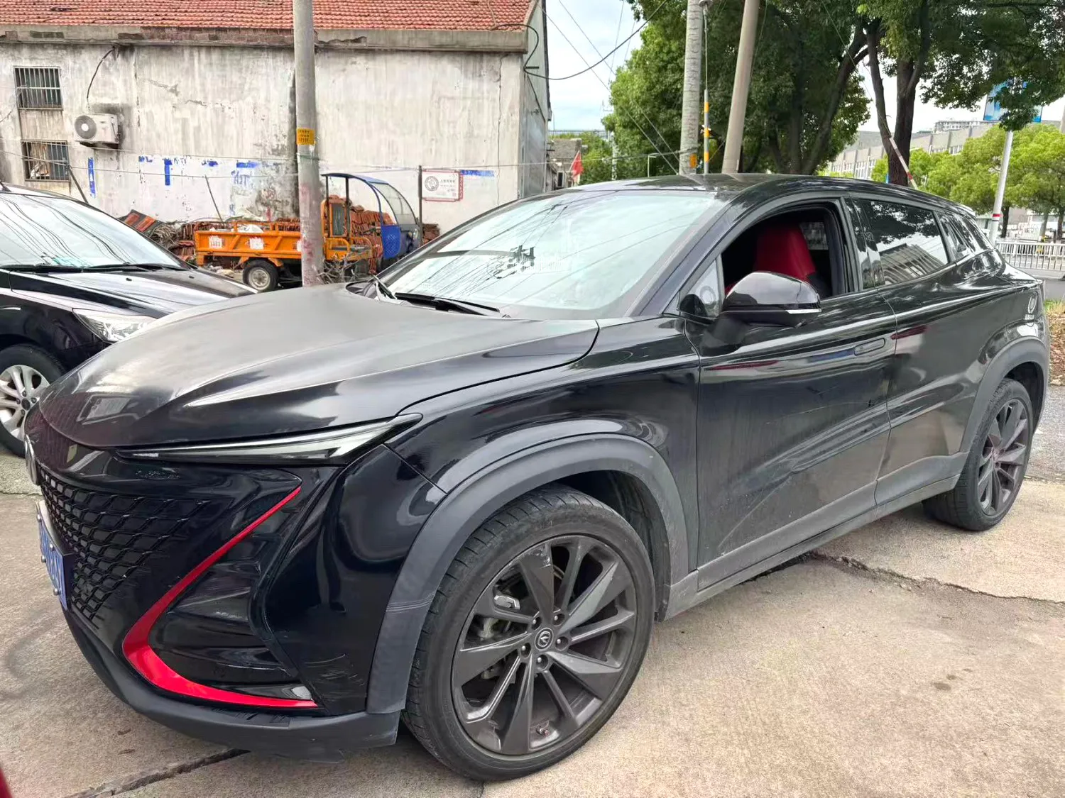 Changan Changan UNI-T — أسود