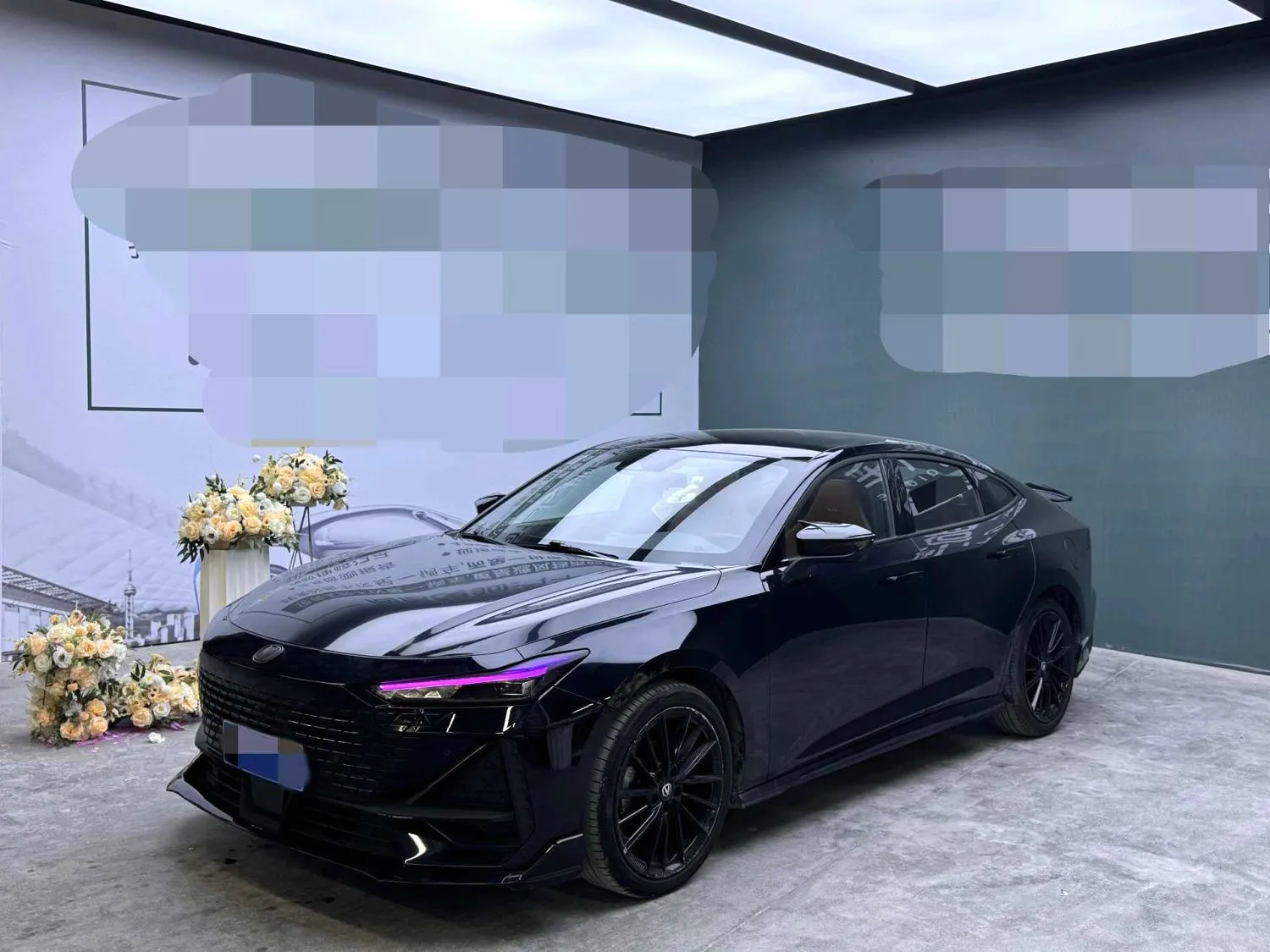 Changan UNI-V 2023 UNI-V 1.5T Sport Edition — photo 1