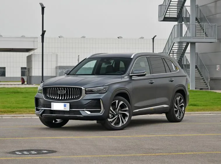 Geely Monjaro Monjaro 2024 2.0TD High Power Automatic 2WD Sky Edition — photo 1