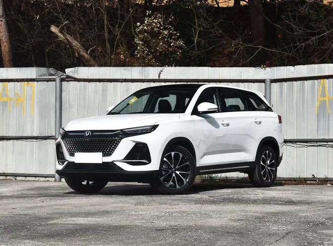 Changan X7 PLUS X7 PLUS 2024 1.5T Manual Comfort 5-seater — photo 1