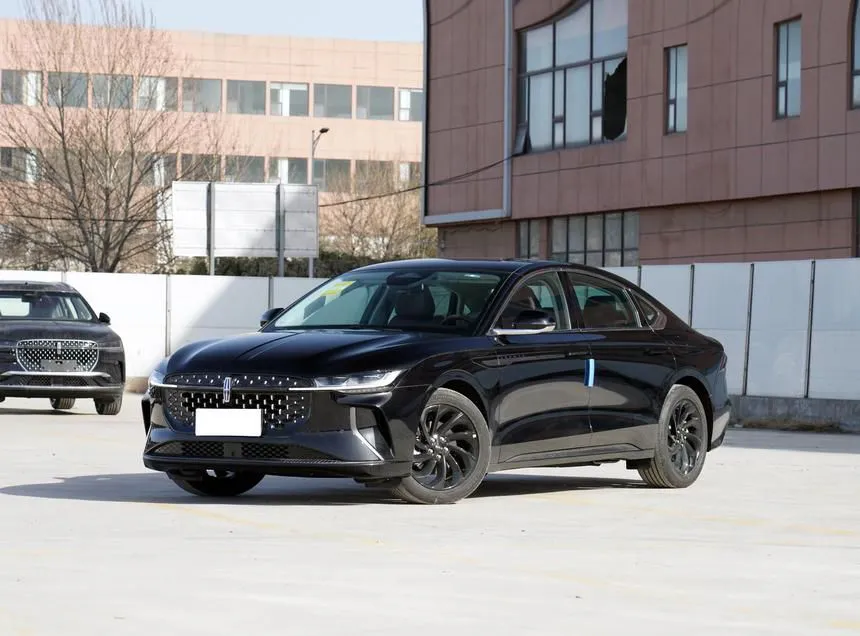 Changan Lincoln Lincoln Lincoln Z 2024 2.0T 2WD Premium Hybrid Edition — photo 1
