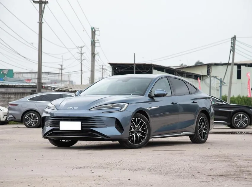 BYD Seal Seal 2024 Honor Edition DM-i 1.5L 121km Premium Edition — photo 1