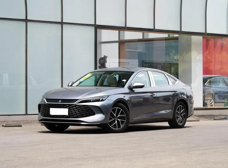 BYD Qin L Qin L 2024 DM-i 120KM Exceeding Edition — photo 1