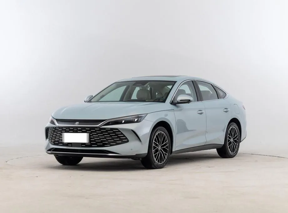 BYD Qin L Qin L 2024 DM-i 120KM Excellence — photo 1