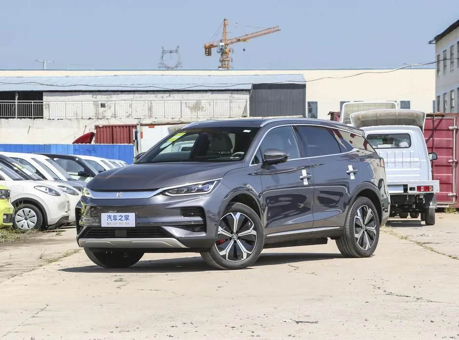 BYD Tang New Tang New Energy 2024 EV Champion Edition 600KM Premium Edition — photo 1