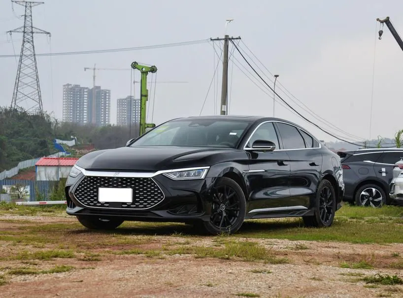 BYD Han Han 2024 DM-i Honor Edition 121KM Elite — photo 1