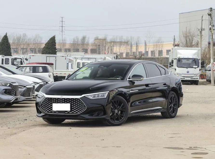 BYD Han Han 2024 DM-i Honor Edition 121KM Premium — photo 1