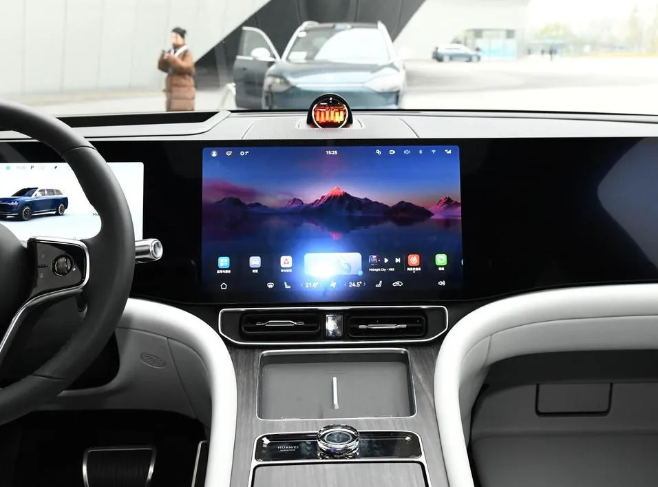 AITO M9 M9 2024 extended range Ultra version 42kWh — Ver foto 4