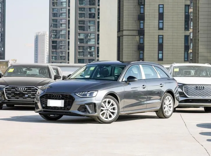 Audi A4 (imported) A4 Imported 2024 Avant 40 TFSI Fashion Sports — photo 1