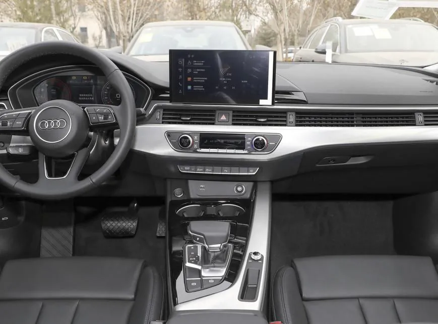 Audi A5 A5 Imported 2024 Coupe 40 TFSI Fashion Dynamic Edition — View photo 4