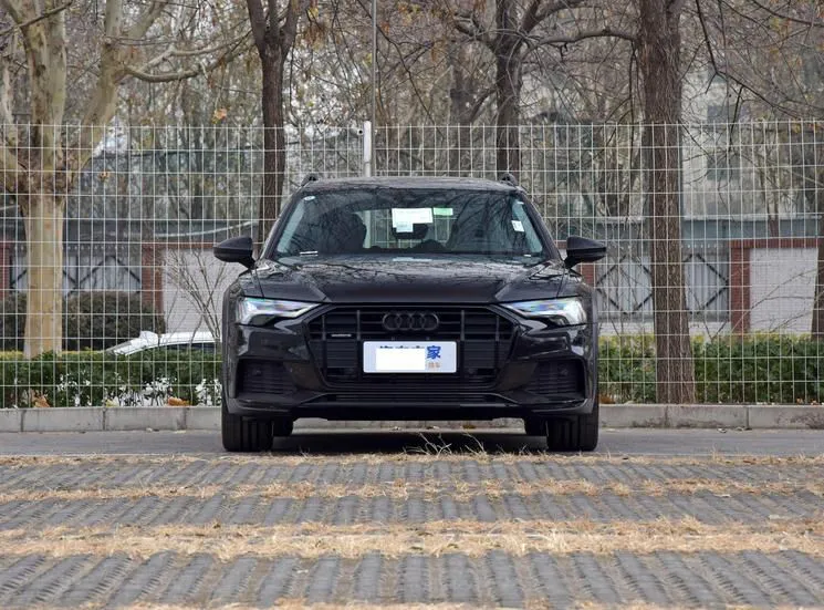 Audi A6 A6 Imported 2024 allroad quattro 55 TFSI Premium Off-Road Edition — View photo 5