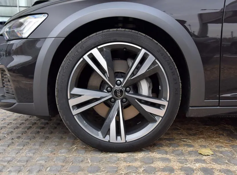Audi A6 A6 Imported 2024 allroad quattro 55 TFSI Premium Off-Road Edition — View photo 6