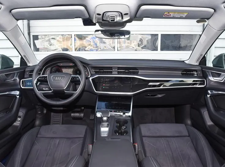 Audi A7 A7 2024 40 TFSI Luxury — عرض الصورة 2