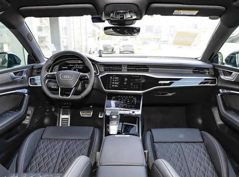 Audi A7 A7 2024 55 TFSI quattro Premium Edition — Voir la photo 2