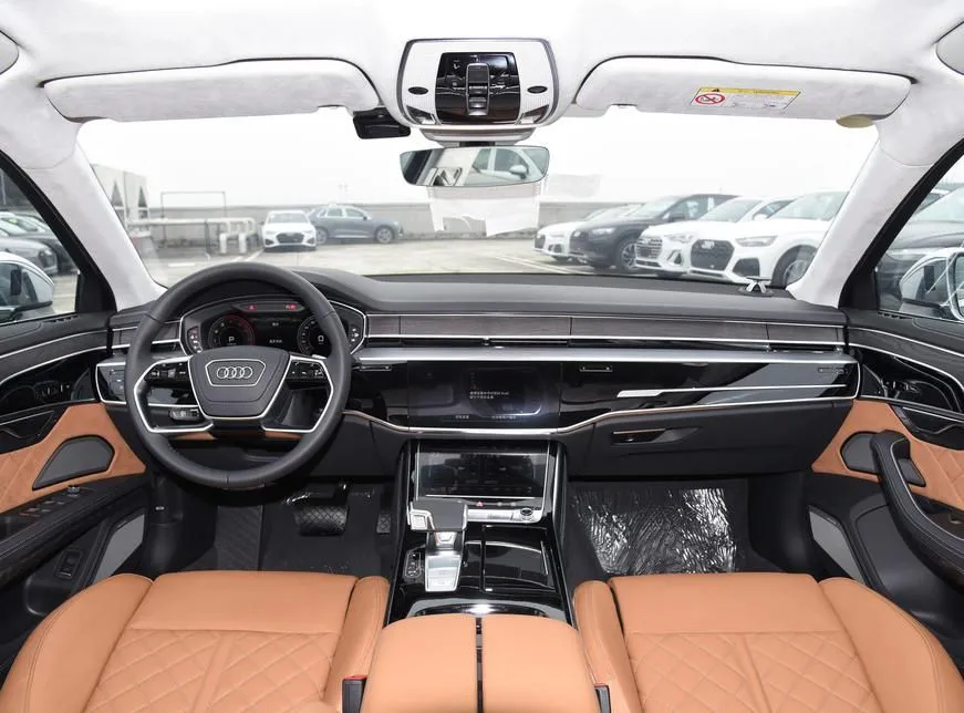 Audi A8 A8 2024 A8L Horch Founder's Edition Legendary Edition — View photo 2