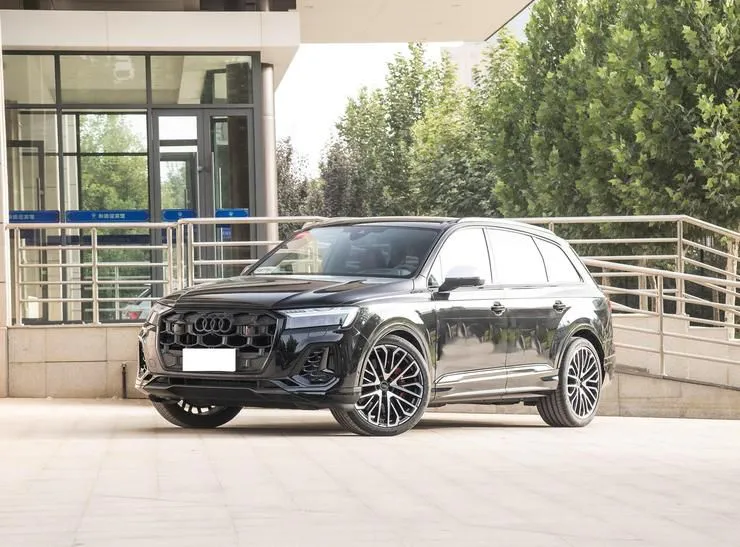 Audi SQ7 SQ7 2024 4.0 TFSI — photo 1