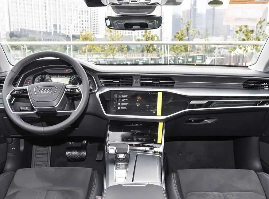 Audi A7L A7L 2024 45 TFSI Luxury Edition — Ver foto 4