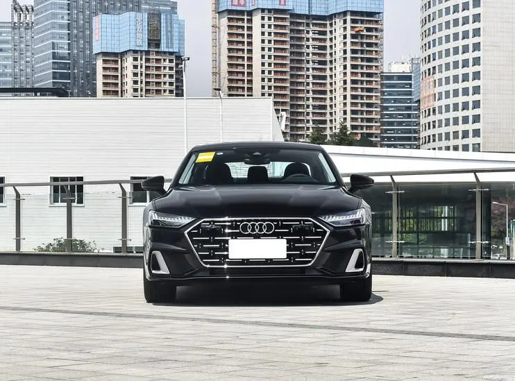 Audi A7L A7L 2024 45 TFSI Luxury Edition — Ver foto 5