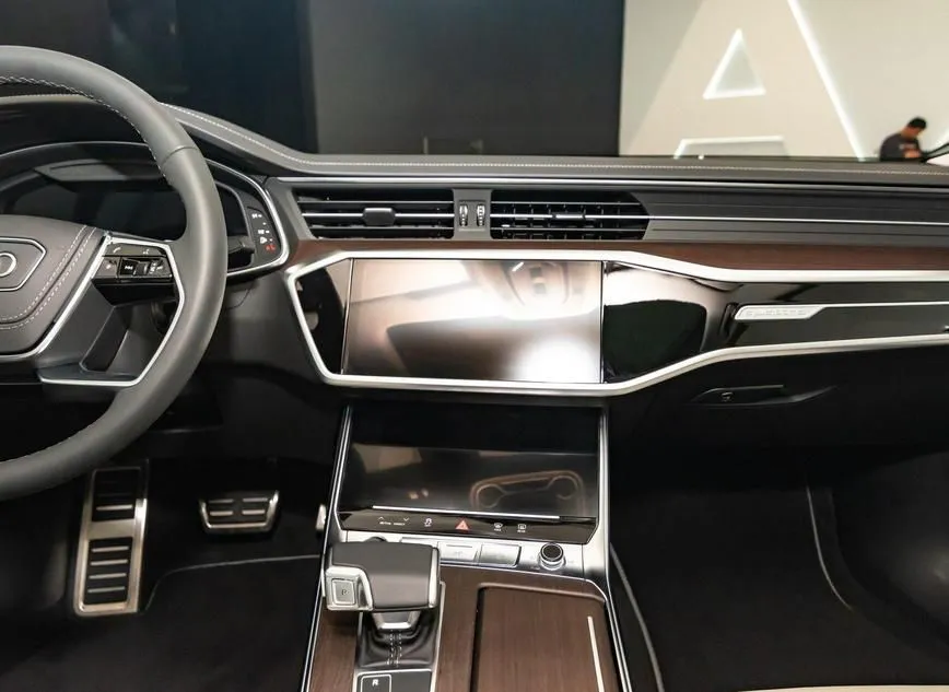 Audi A7L A7L 2024 55 TFSI quattro flagship model — Смотреть фото 4