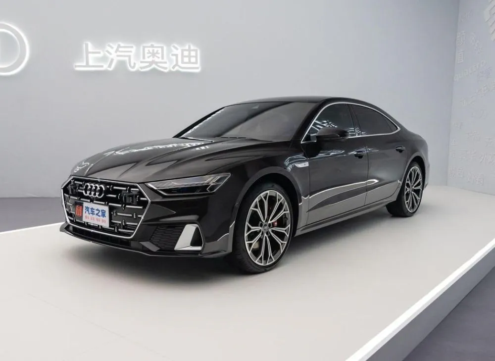 Audi A7L A7L 2024 55 TFSI quattro flagship model — photo 1