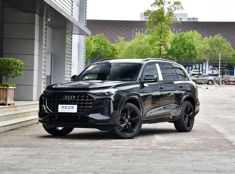 Audi Audi Q6 — White / Silver / Gray / Black