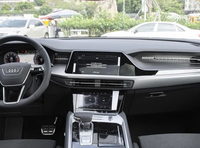 Audi Q6 Q6 2024 45 TFSI quattro Qiyun Flying Rider Package 7 Seaters — Ver foto 4