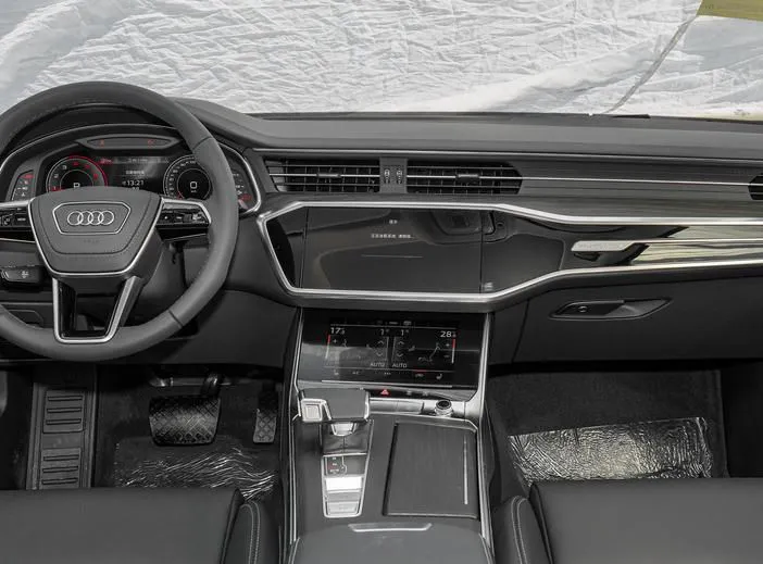 Audi A6L A6L 2024 45 TFSI quattro Premium Elegance — عرض الصورة 4
