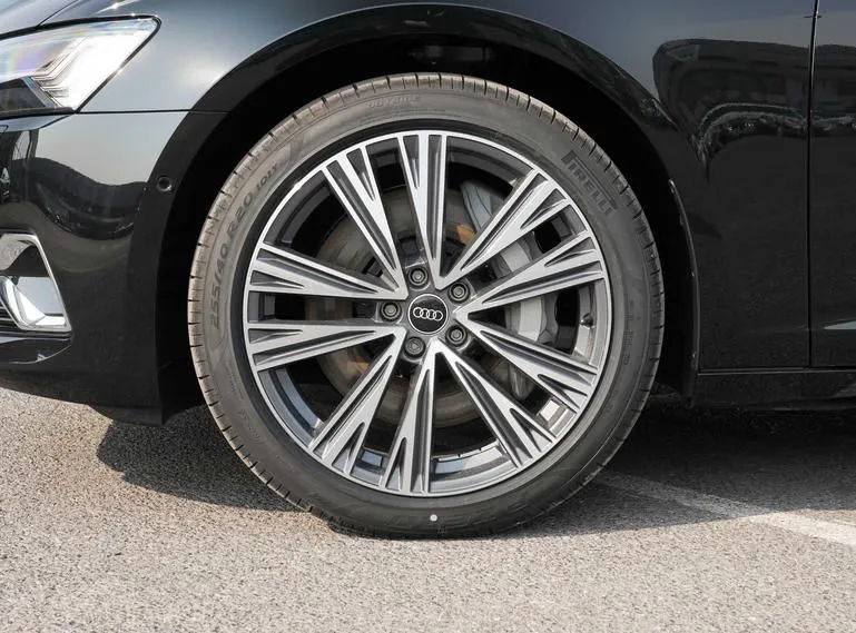 Audi A6L A6L 2024 55 TFSI quattro Flagship Elegant Edition — Ver foto 6