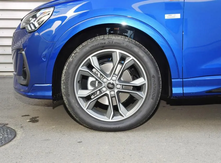 Audi Q3 Q3 2024 45 TFSI quattro Stylish and Dynamic — View photo 6