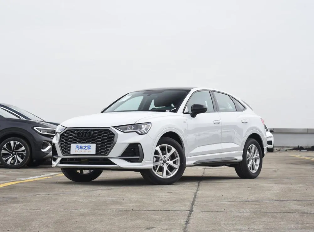 Audi Q3 Sportback Q3 Sportback 2024 35 TFSI Progressive Edition — photo 1