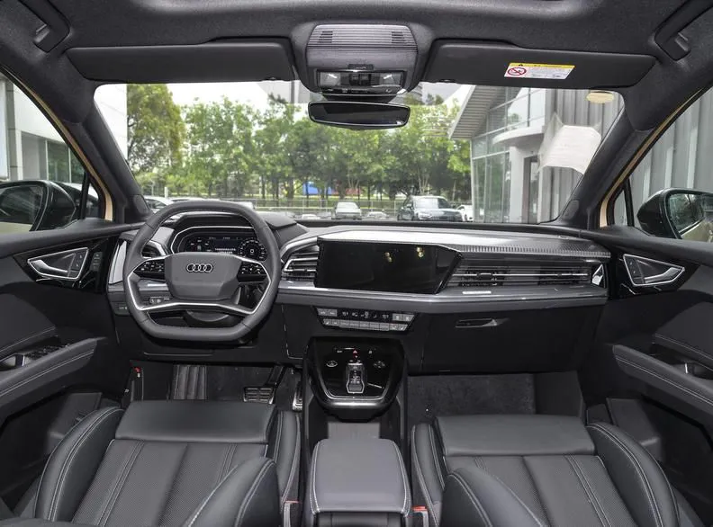 Audi Q4 e-tron Q4 e-tron 2024 40 e-tron Champion Edition — Ver foto 2