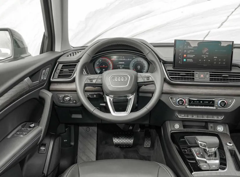 Audi Q5L Q5L 2024 40 TFSI Luxury Elegance — View photo 3