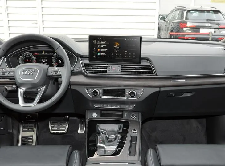 Audi Q5L Q5L 2024 45 TFSI Selected Dynamic Edition — عرض الصورة 4