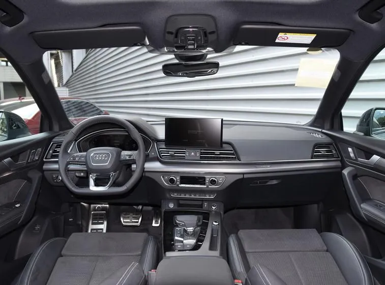 Audi Q5L Sportback Q5L Sportback 2024 45 TFSI Luxury Edition — View photo 2