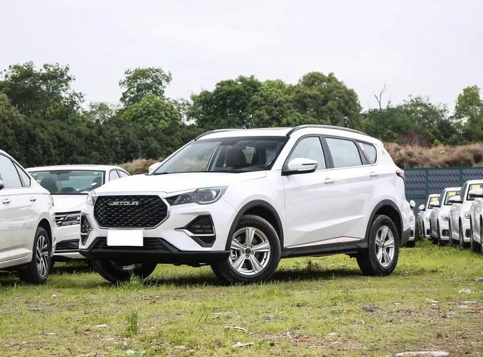 Chery Jetour X70 Jetour X70 2024 1.5T Manual Honor Edition 5 Seaters — photo 1