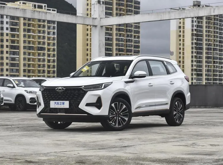 Chery Tiggo 8 Tiggo 8 PRO 2024 Champion Edition 390T 2WD Pride Edition 7 Seaters — photo 1