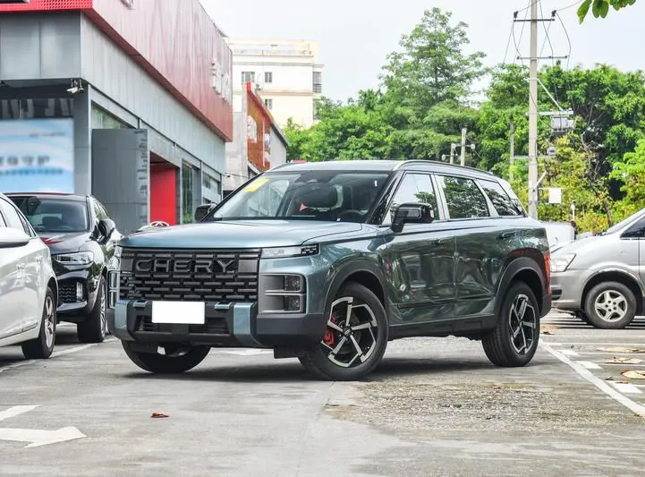 Chery Chery Jaecoo J7 — Blanc / Noir / Gris
